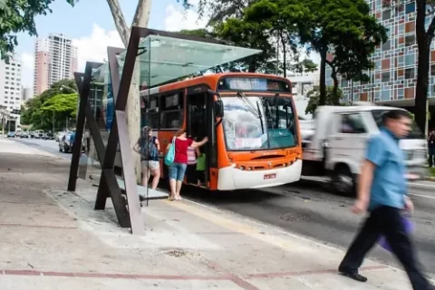 ônibus economize tempo