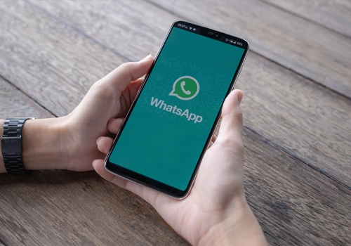 Status do WhatsApp ganha "amigos próximos" (Imagem: Freepik)